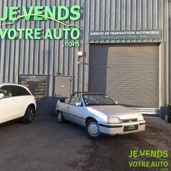 Opel Kadett GSI 2.0i 115ch cabriolet