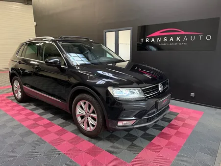 VOLKSWAGEN TIGUAN 2.0 TSi 180 CV 4MOTION CARAT EXCLUSIVE + TOIT OUVRANT + SIEGES CHAUFFANTS + ATTELAGE + CAMERA