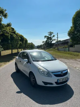 Opel Corsa 1.0 - 60 ch - BVM5 - Climatisation - Moteur a chaine - Révisé - très bon état - idéal jeune permis