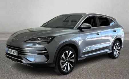 BYD SEAL U Boost 218ch Électrique - Toit Pano - Caméra 360° - Écran Rotatif 15.6" - Infinity Sound