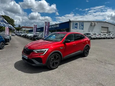 Renault ARKANA 1.6 E-TECH HYBRIDE 145CH ENGINEERED PARK ASSIST