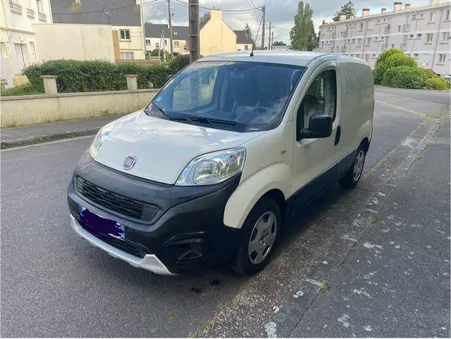 Fiat fiorino pack pro nav / 1,3 MJTD 80 CV / 63 000 km d’origine / 2018