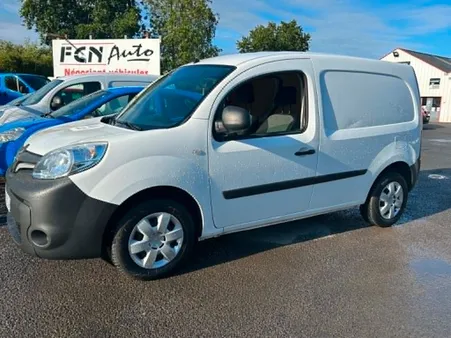 Kangoo 1.5 dci 80 / 6600 ht / boite 6 vitesses / distri neuve / extra gps