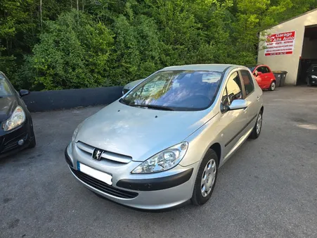 Peugeot 307 1,6L essence 7CV garantie 3ois