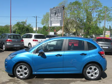 Citroen c3 1.2 pure tech 82ch attraction distribution ok  1ere main  carnet complet a jour