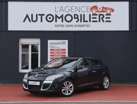 RENAULT Megane coupe III Coupé 1.9 dCi 131 (1ère main, suivi complet, Toit pano, Sièges chauffants...)