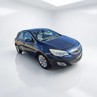 Opel ASTRA 1.7 CDTI 110CH FAP COSMO