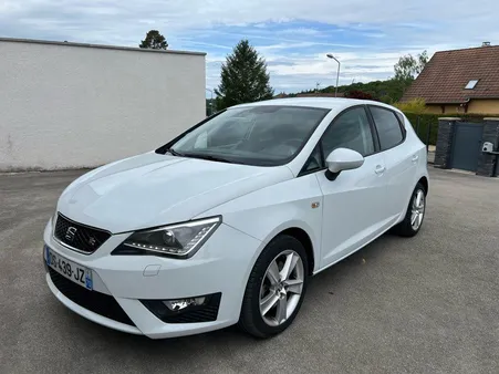SEAT IBIZA FR 1.6 TDI 105 ch finition sport xénon /led/gps/Bluetooth…kit distribution ok/première main