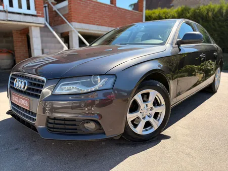 AUDI A4 2.0 TDI 140ch Seulement 155000km Très bon état CT ok, Cuir, GPS