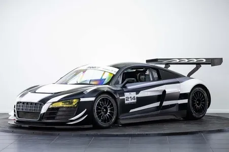 Audi R8 GT3 LMS 5.2L V10
