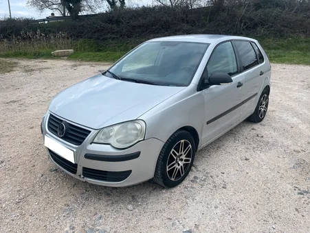 Volkswagen polo 1.4 tdi 70cv confortline 222mkm