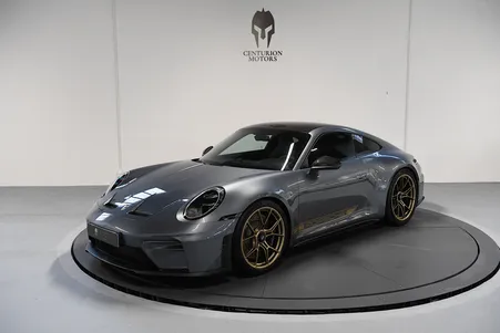 Porsche 911 992 gt3 touring version 4 places