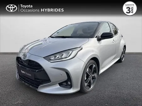 Toyota Yaris 130h Première 5p MC24