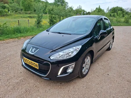 PEUGEOT 308 1.6 E-HDI 112 Ch ALLURE