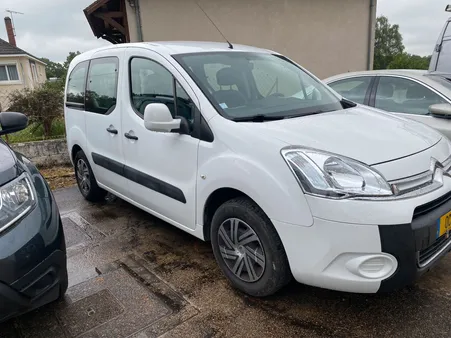 Citroen berlingo 1.6 hdi 75 attraction