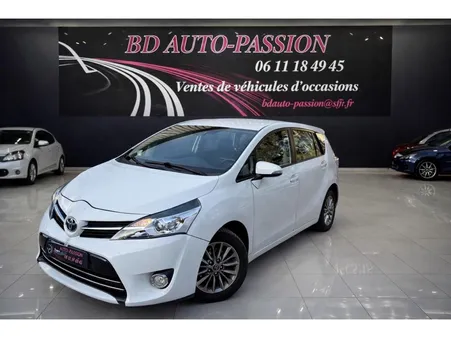 TOYOTA VERSO 112 D-4D 2016 BREAK Dynamic Business 115000KM / REPRISE POSSIBLE