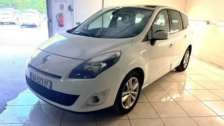 Renault SCENIC III 2.0 dCi Jade 150 cv Boîte auto