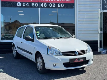 Renault Clio II 3 Portes Phase 2 1.2 i 60 cv