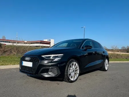 AUDI A3 SPORTBACK 40 TFSIe 204 ch S-TRONIC / 11000 km / 1ère main française / 2021 / Cuir / Jantes 18'' Audi Sport / Hybride rechargeable PHEV /