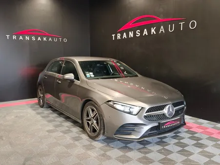 MERCEDES CLASSE A 180 7G-DCT AMG Line / CAMERA DE RECUL / CARPLAY / MODES DE CONDUITE / MOTEUR A CHAINE