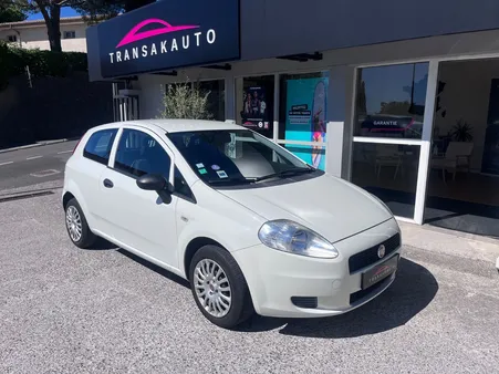 FIAT PUNTO EVO 1.2 8V 69 SS Dynamic /Kit distribution neuf /Clim / Roue de Secours /