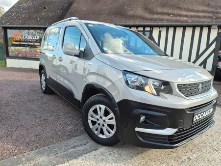 Peugeot Rifter SILKY GREY HDI 100CH TABLETTE RADAR ATTELAGE