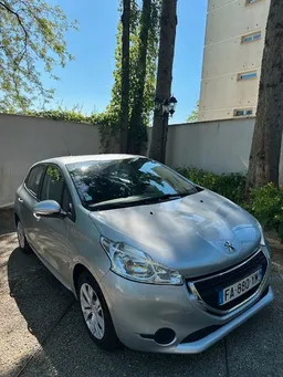 Peugeot 208 1.2VTi