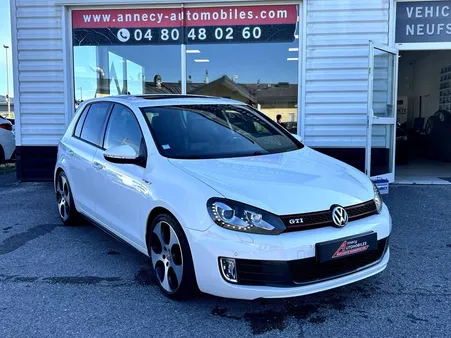 Volkswagen Golf VI 2.0 TSI 210 GTI 5p