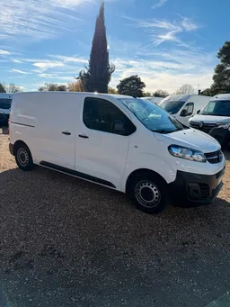 OPEL VIVARO fourgon moyen 1,5 CDTI / 120cv avec TVA