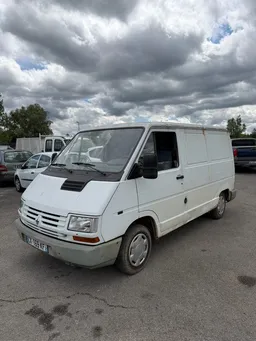 RENAULT Trafic I Phase 4 T1000 1.9 D Fourgon 60cv