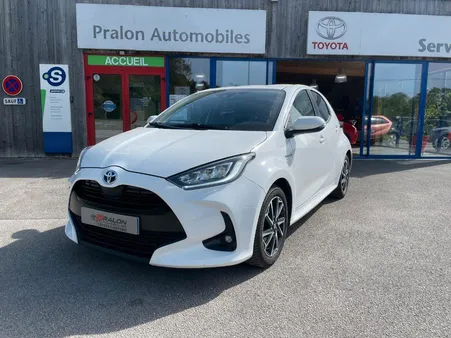Toyota Yaris IV HYBRID 116H - BV E-CVT DESIGN