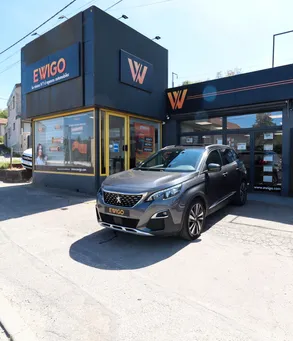 Peugeot 3008 generation-ii 1.6 thp 165 ch gt-line eat bva + carplay + sieges av chauffants + attelage + toit pano
