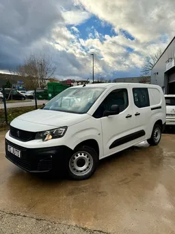 HT:14990 Peugeot Partner 5 Places Cabine Approfondie 1.5blue hdi 16000km 1ere Main/Amenagement/TVA/ 17990 TTC