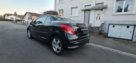 Peugeot 207 cc 1.6 hdi 112ch série 64