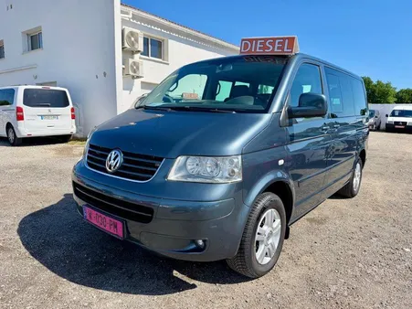 Volkswagen Multivan 2.5 TDI 177 ch 7 place avec table, à milieu très bon état général PACK HIGHLINE