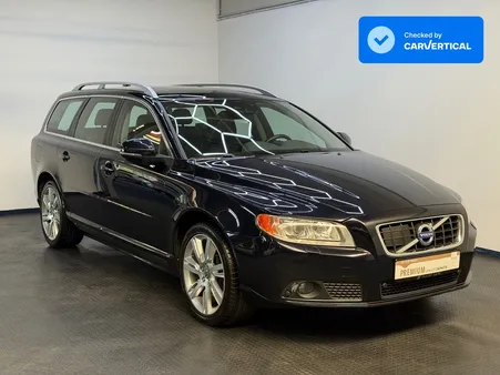Volvo V70 D5 2.4 215 Ch Summum Geartronic - Suivi Complet Volvo - Toit Ouvrant - Attelage
