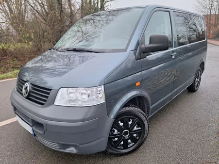 VW Transporter Multivan T5 “ BEACH CAMPING CAR ” 1,9 TDI 102 ch / Suivi VW CARNET/ 5 PLACES / CLIM / 07 cv / 01/2007 / 302.200KMS / ETAT EXCEPTIONNEL  GARANTIE 3 MOIS / 8.990