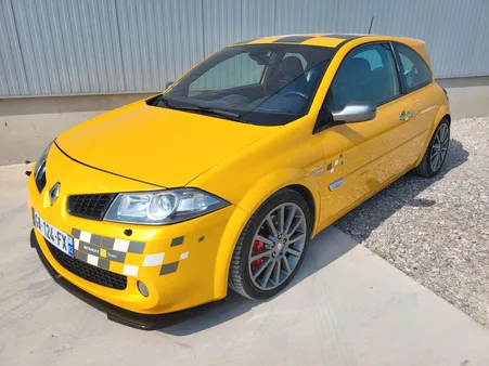 Renault mégane ii rs r26 f1 team jaune sirius / moteur reconditionné par un professionnel