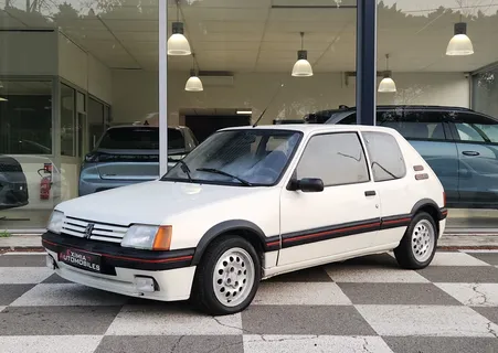 Peugeot 205 1.6 GTI 105ch 87.105 KMS * VENDU DANS L'ETAT