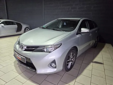 Toyota AURIS TOURING SPORTS 100 VVT-I DYNAMIC