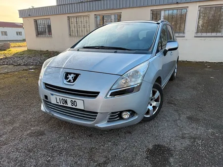 Peugeot 5008 OFFRE DU 10 AU 18 MAI 1,6L 110CH VO385