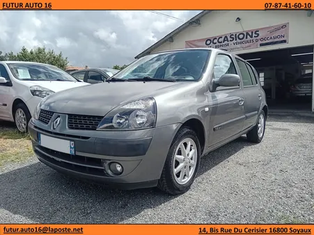 Renault Clio 2 restylée 1.4i 16v 98cv Expression 223 000 kms