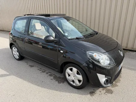 Renault twingo II 1.5 dci 65cv bvm5 Art Collection / Toit ouvrant / 2*main / 2009 / 174.000km / Révision Distribution effectuée / 4.990e garantie 3 mois