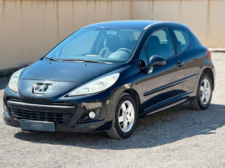 Peugeot 207 1,4 HDI 70 - 3 portes - clim - garantie