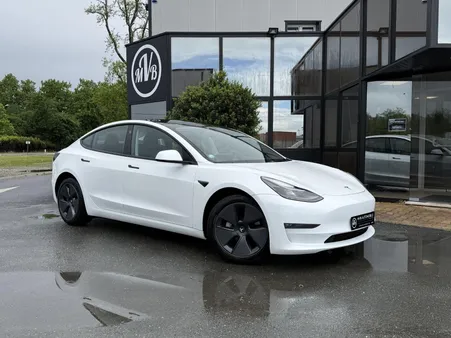 TESLA MODEL 3 Dual Motor AWD MY22 Long-Range