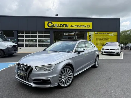 AUDI A3 SPORTBACK 1.4 TFSI e-tron 204 Ambition Luxe S tronic 6