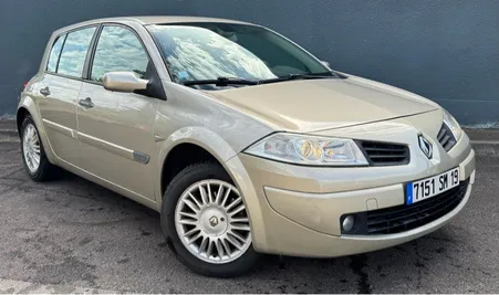 Renault Mégane 2 / phase II / 1.6 ess / CT OK