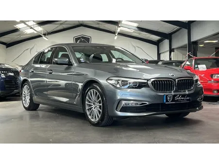 BMW SERIE 5 540i TURBO 340 B58 G30 BVA LUXURY LINE / ATTELAGE / HISTORIQUE / CARTE GRISE FRANCAISE