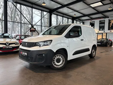 Peugeot Partner Asphalt HDI 100CH 1000kg 3 Places Garantie 6 ans Suivi Peugeot Carplay Caméra de recul GPS 215/mois