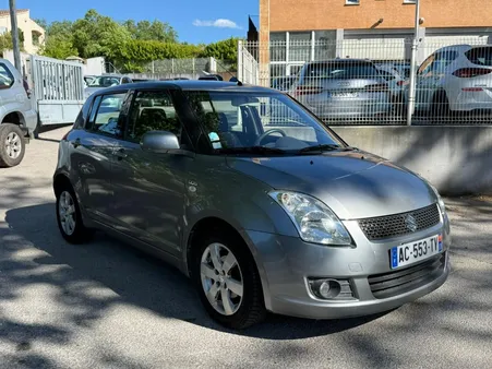 SUZUKI SWIFT 1.3 DDiS GLX